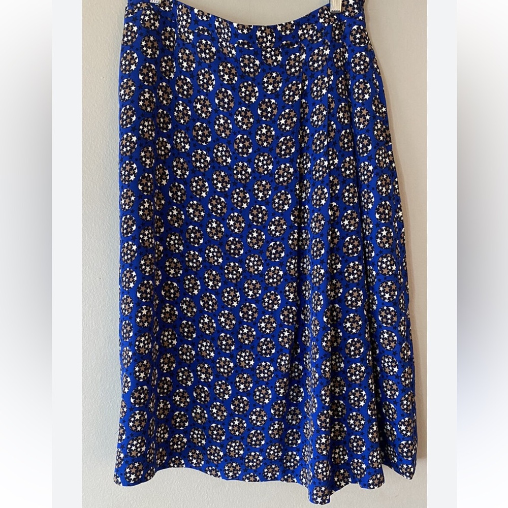 Size 16 Boden midi skirt with pleat star pattern